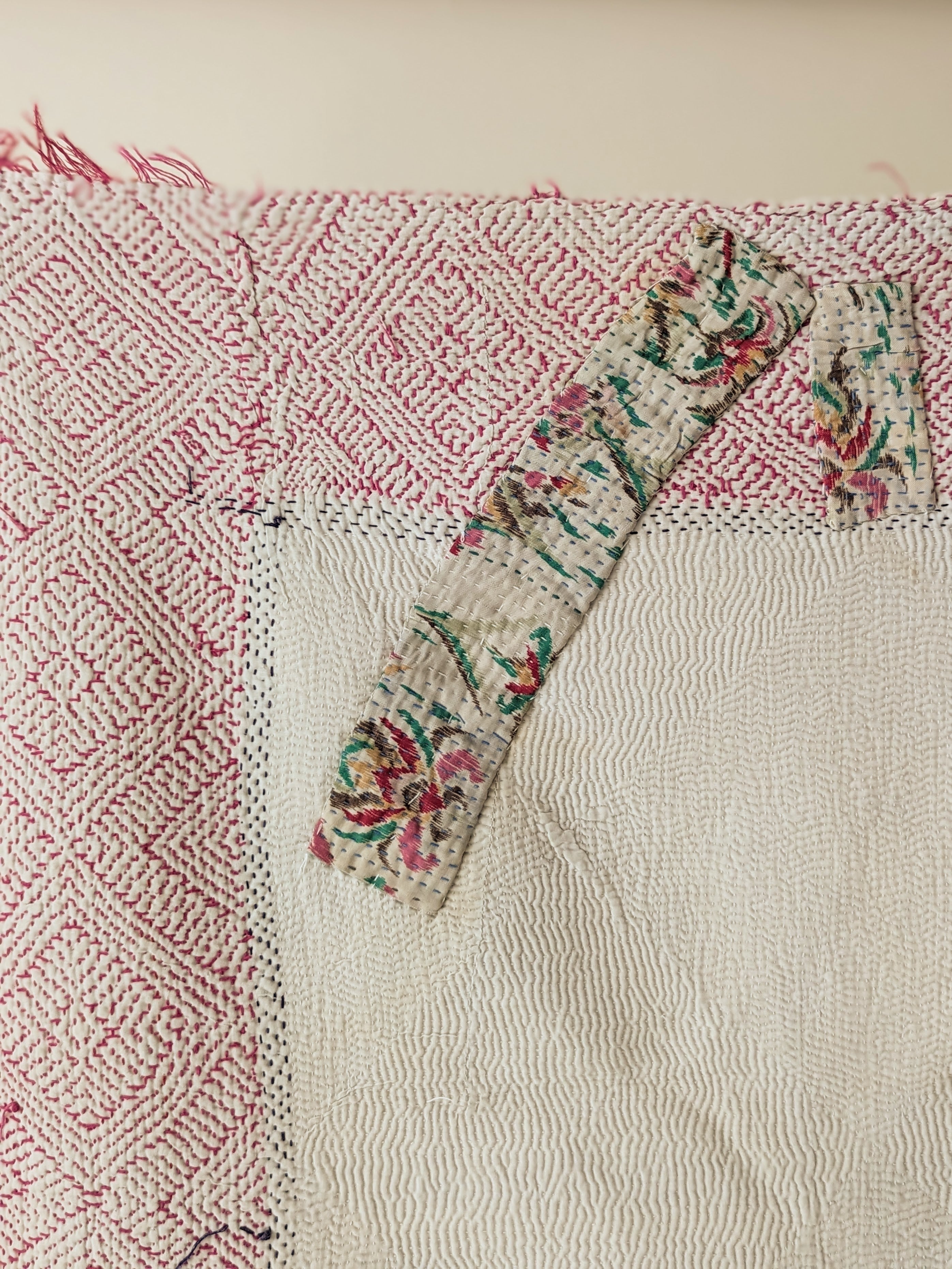 Vintage Kantha Throw Blanket - Pink Border
