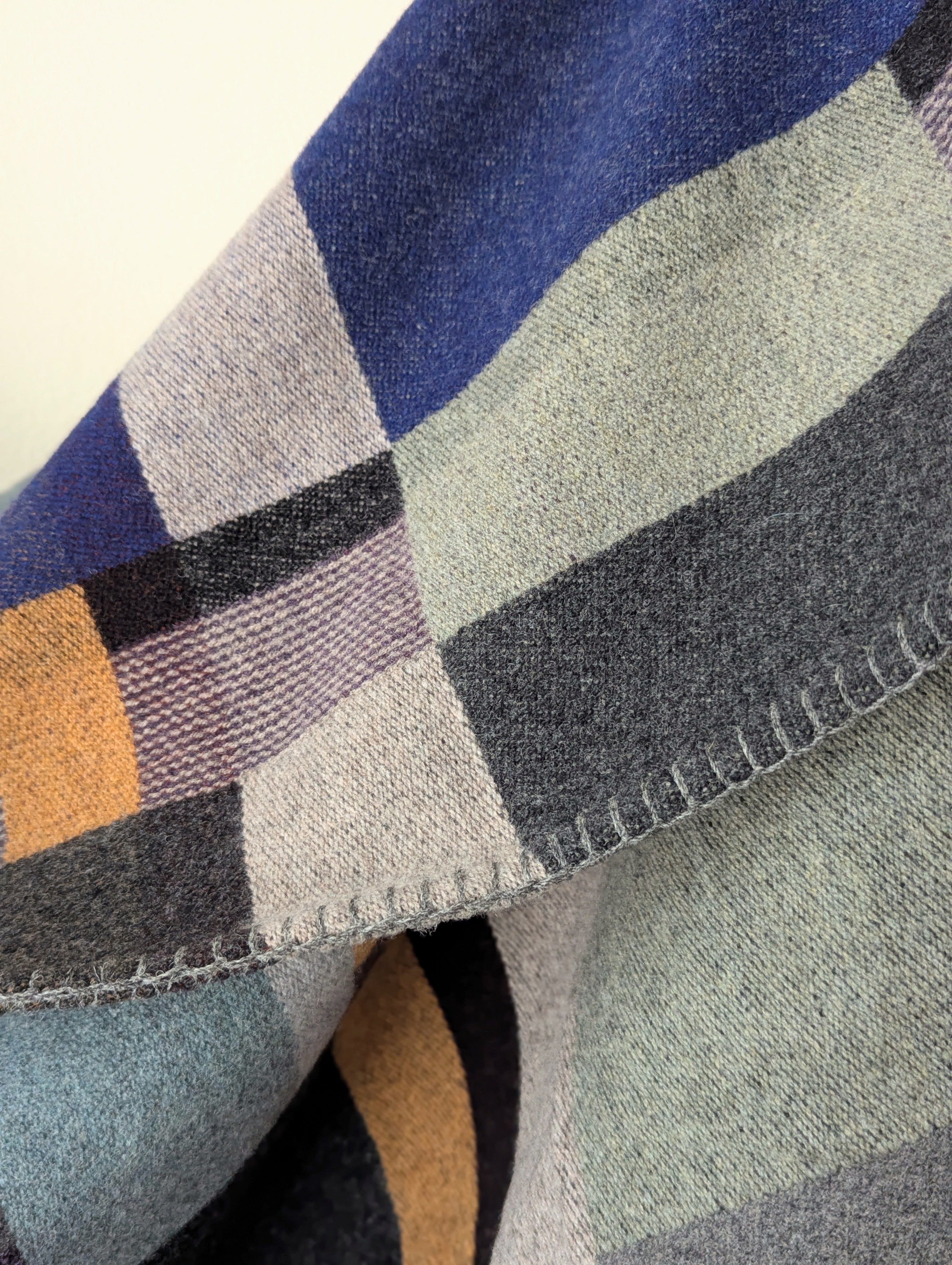 Wallace Sewell Merino Lambswool Throw - Erno