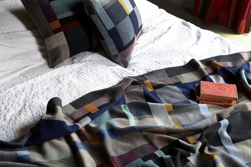 Wallace Sewell Merino Lambswool Throw - Erno